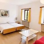 Otel Parkhotel Emmaus - Casa Rustico