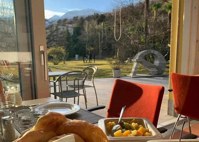 Parkhotel Emmaus - Casa Rustico 2* Ασκόνα